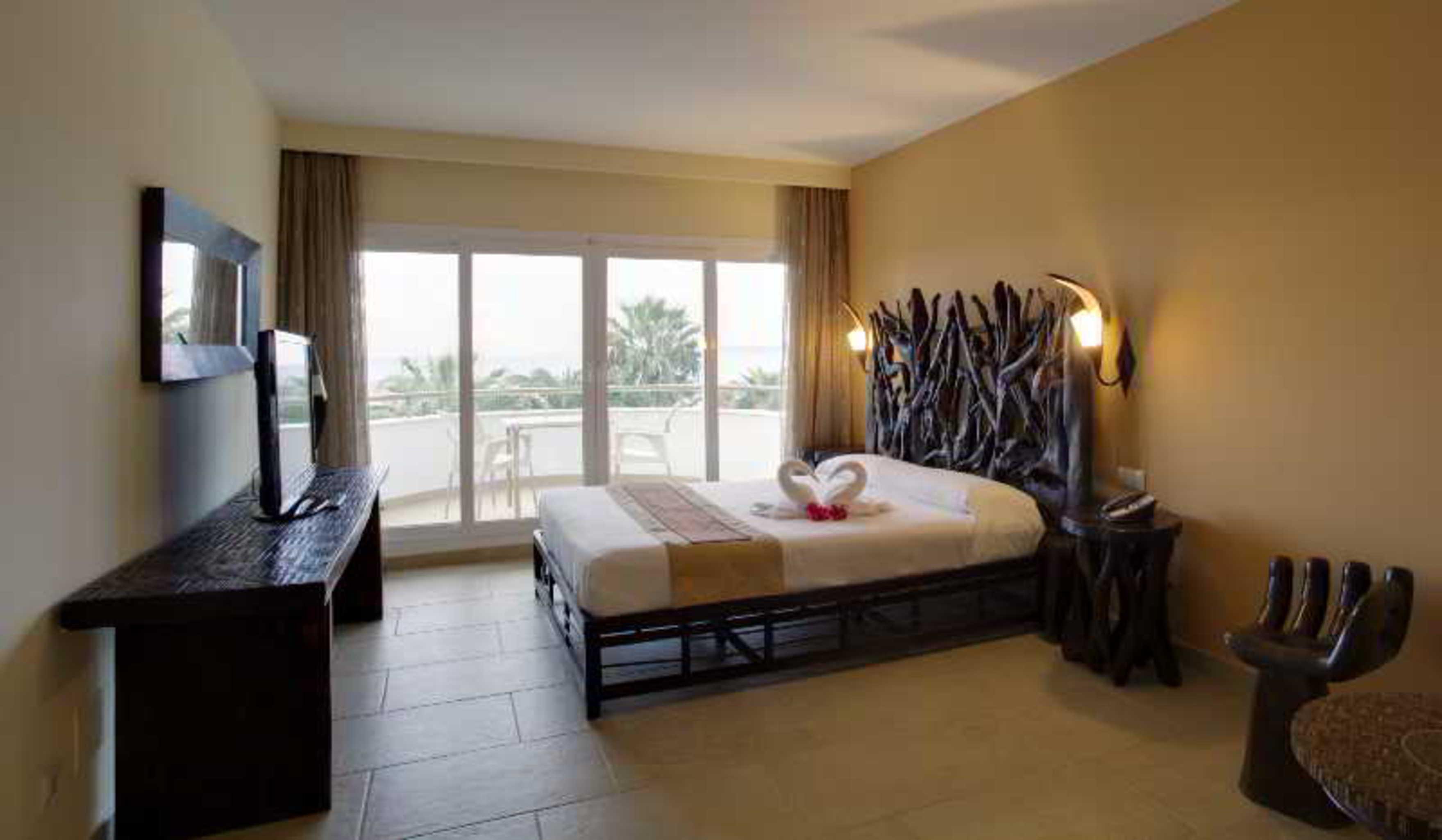 El Cortijo De Zahara By Qhotels ซาฮารา เด ลอส อาตูเนส ภายนอก รูปภาพ